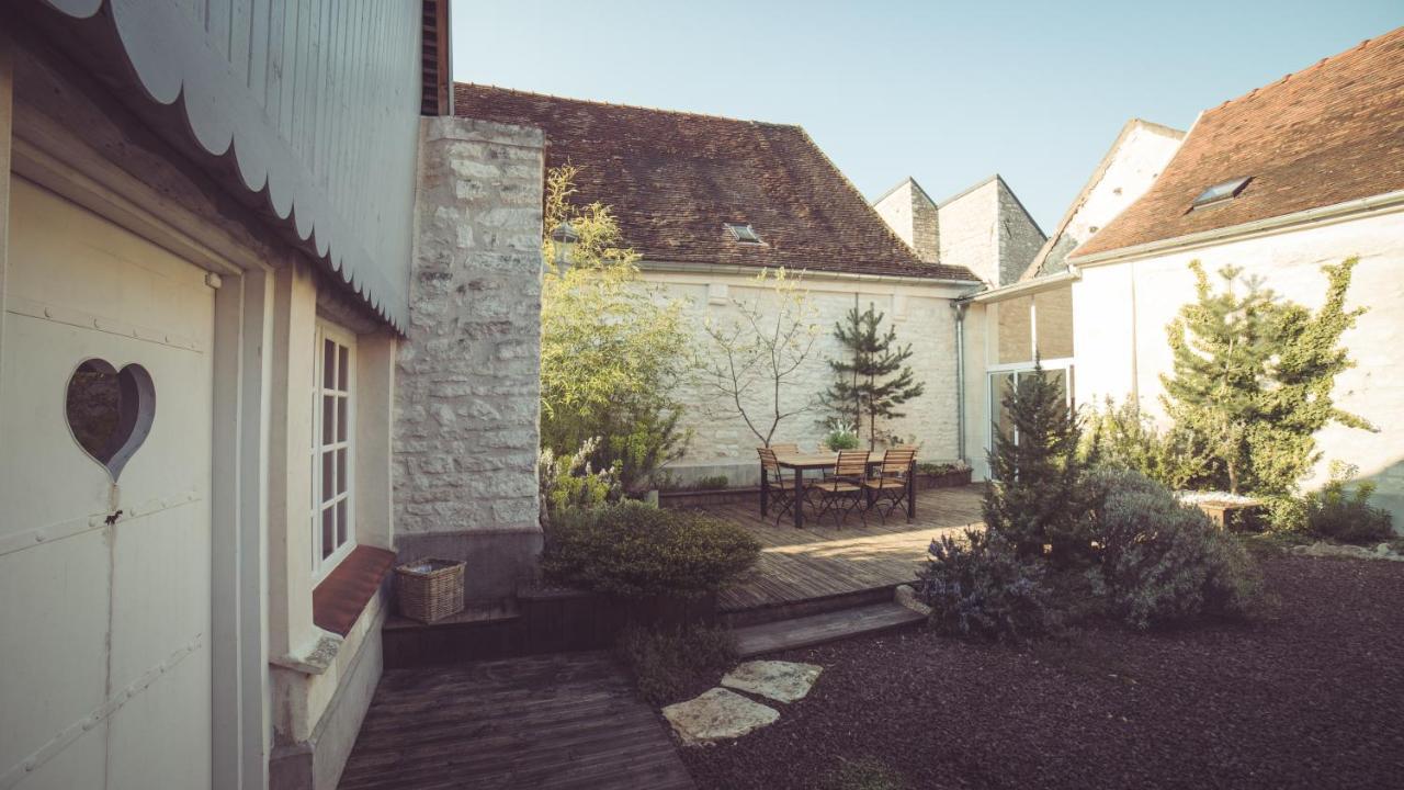 La Villa Celestine Chablis Exteriör bild